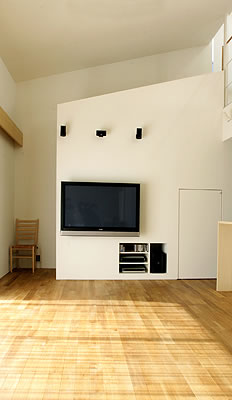 5.1chのオーディオシステムを組み込んだ壁面